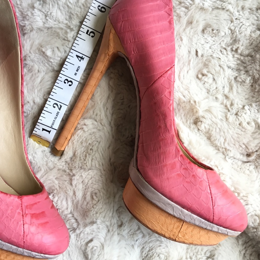 Brian Atwood Embossed heels - Picture 7 of 8